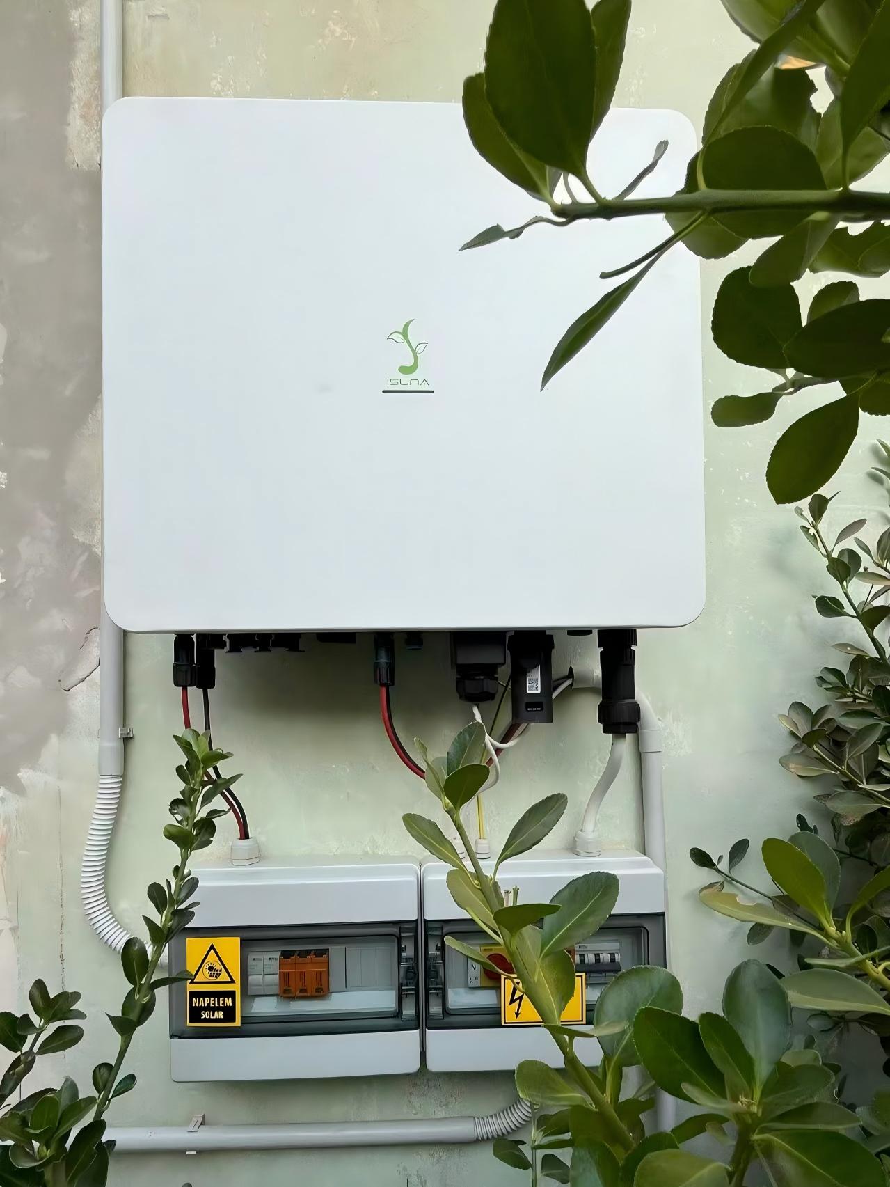 3 phase HV hybrid inverter 5kW Hungary-2.jpg